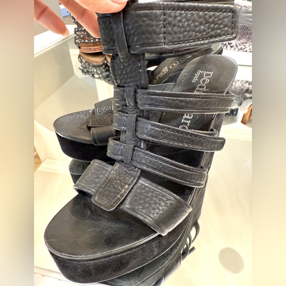 Pedro Garcia wedges